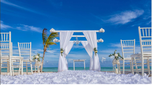 Secrets Cap Cana Resort & Spa — Beach