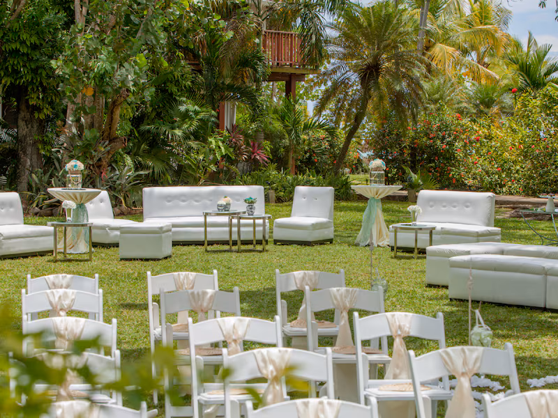 Couples Swept Away — Garden