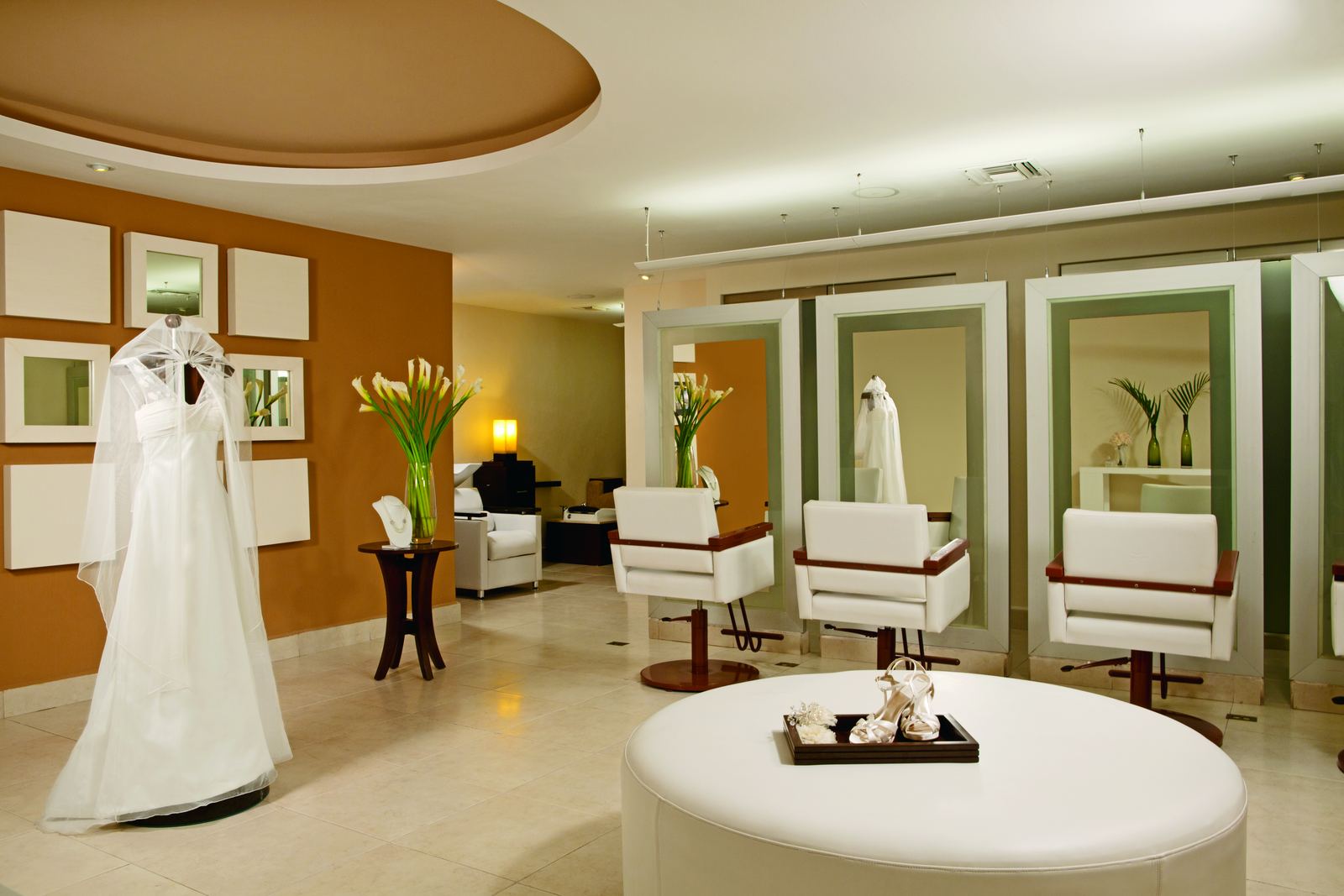 Bridal salon and getting-ready lounge at a destination wedding resort