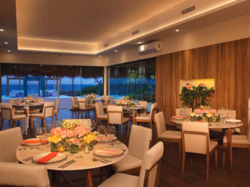 Dreams Sapphire Resort & Spa — Vista Del Mar Indoor