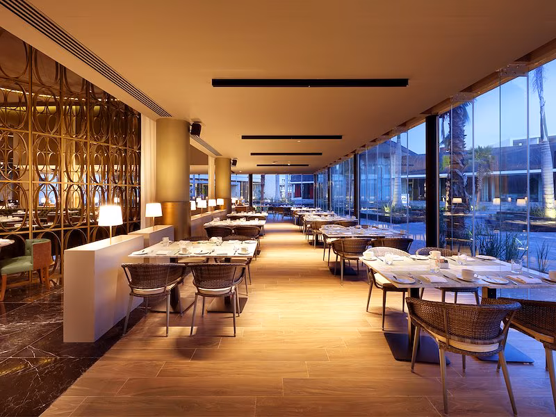 TRS Coral Hotel — Restaurants
