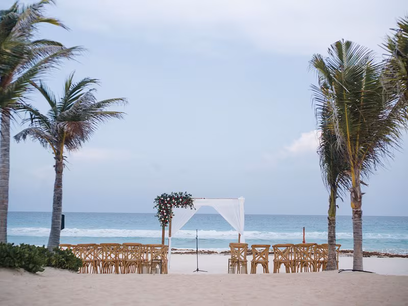 Live Aqua Beach Resort Cancún — Beach