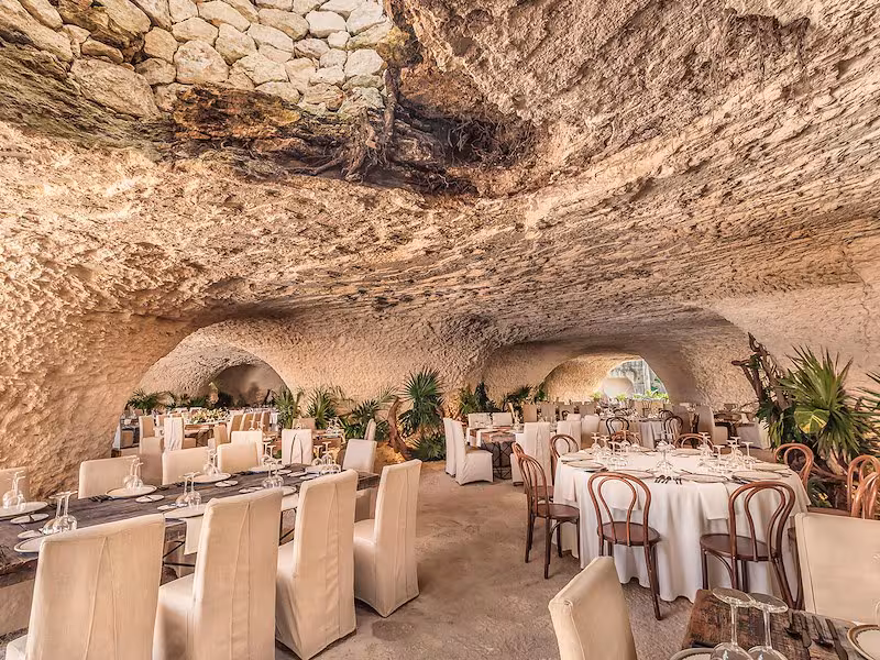 Hotel Xcaret México — Cuevas Kayak