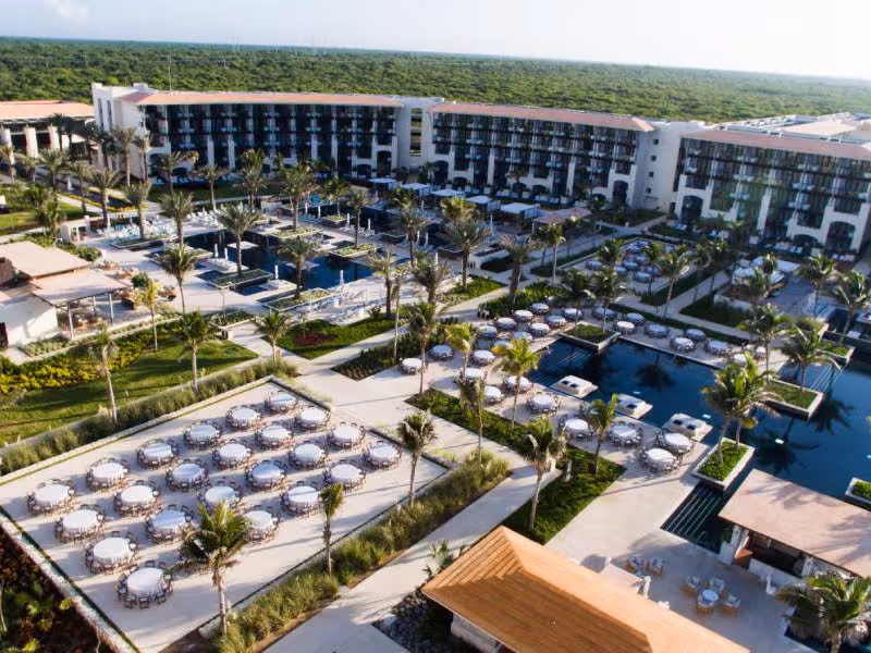 UNICO 20°87° Hotel Riviera Maya — Nayade Terrace
