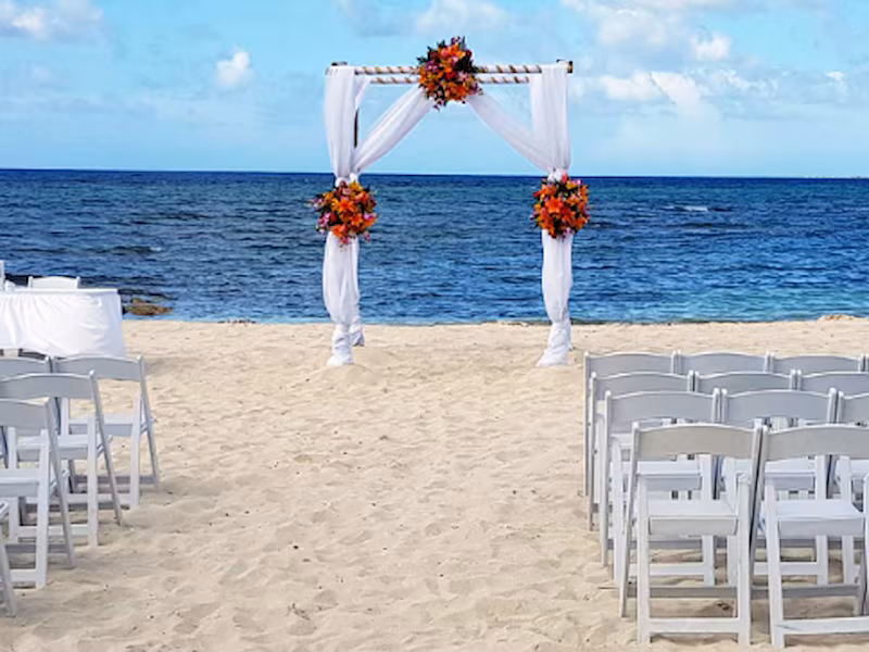 Breathless Montego Bay Resort & Spa — Beach
