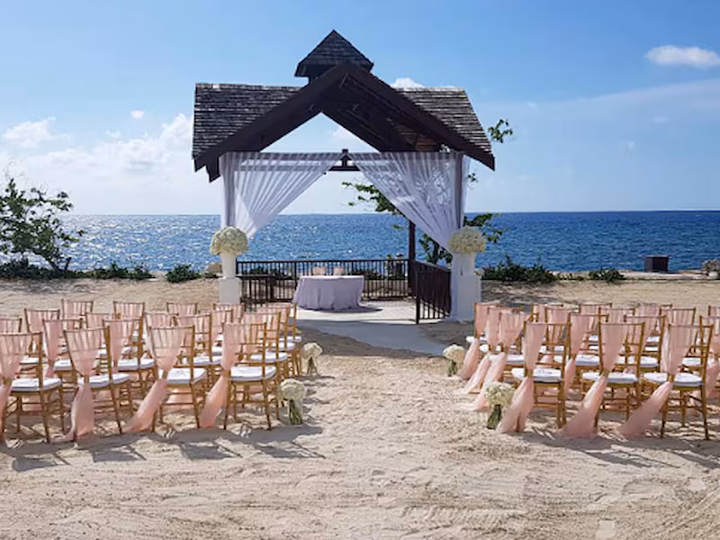 Breathless Montego Bay Resort & Spa — Beachfront Casita