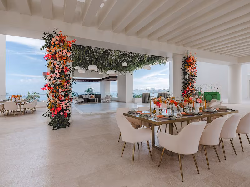 Hyatt Ziva Cancun — Sky