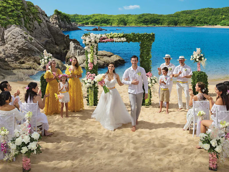 Dreams Huatulco Resort & Spa — Beach