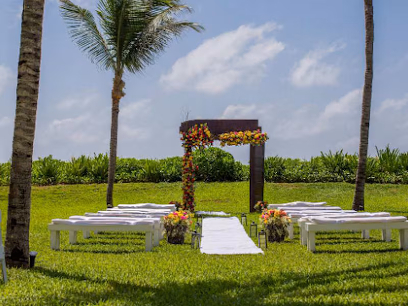 Dreams Jade Resort & Spa — Garden